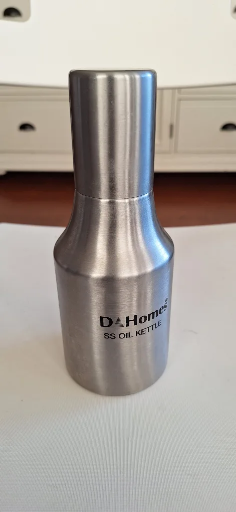Stainless Steel Oil Kettle thumbnail