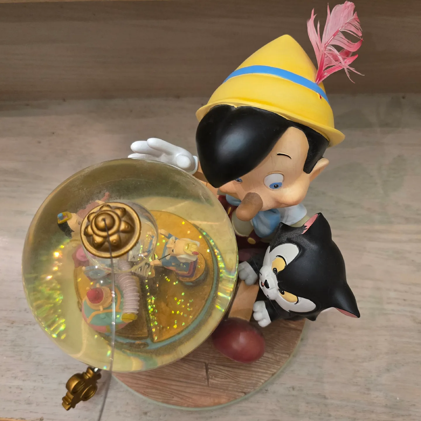 Disney Pinocchio and Figaro Musical Snow Globe - Brahm's Waltz image indicator(9)