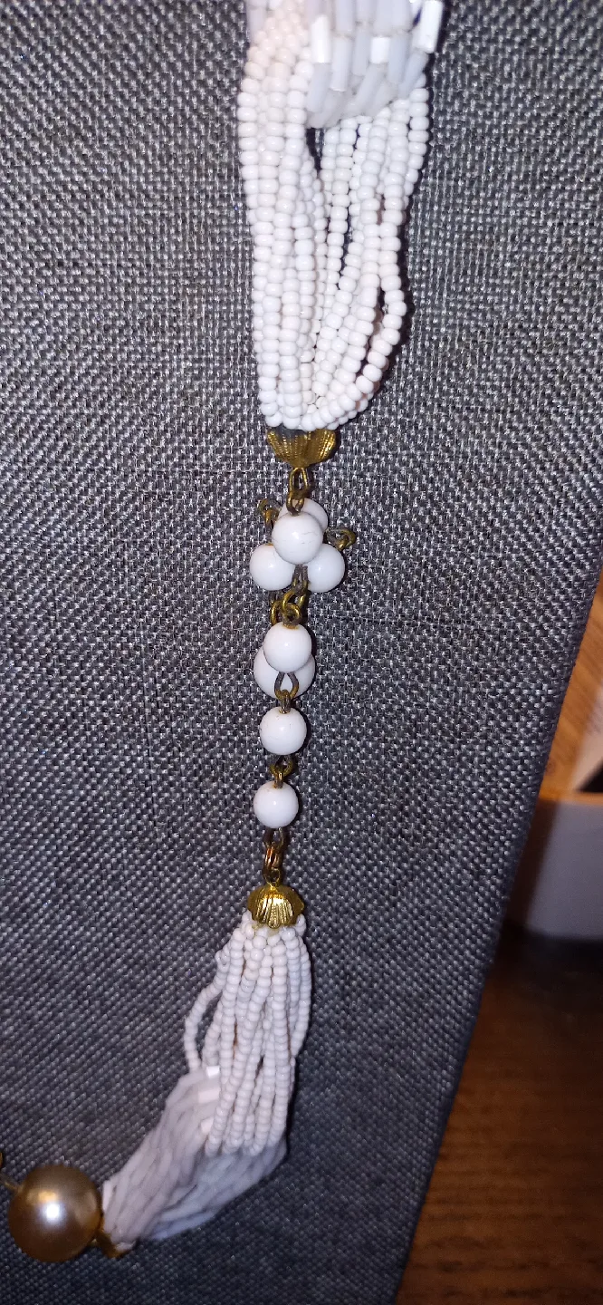 White Beaded Necklace with Pearl Accents image indicator(2)