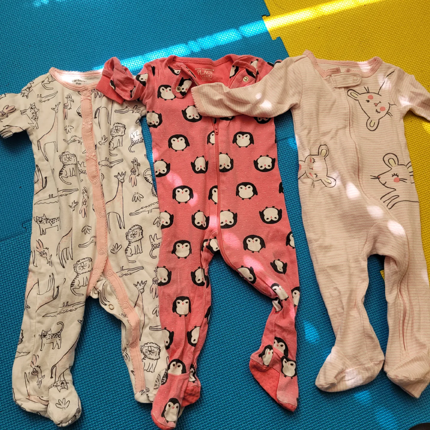 sleepers 3-6m (2) &6-9m (3) image indicator(3)