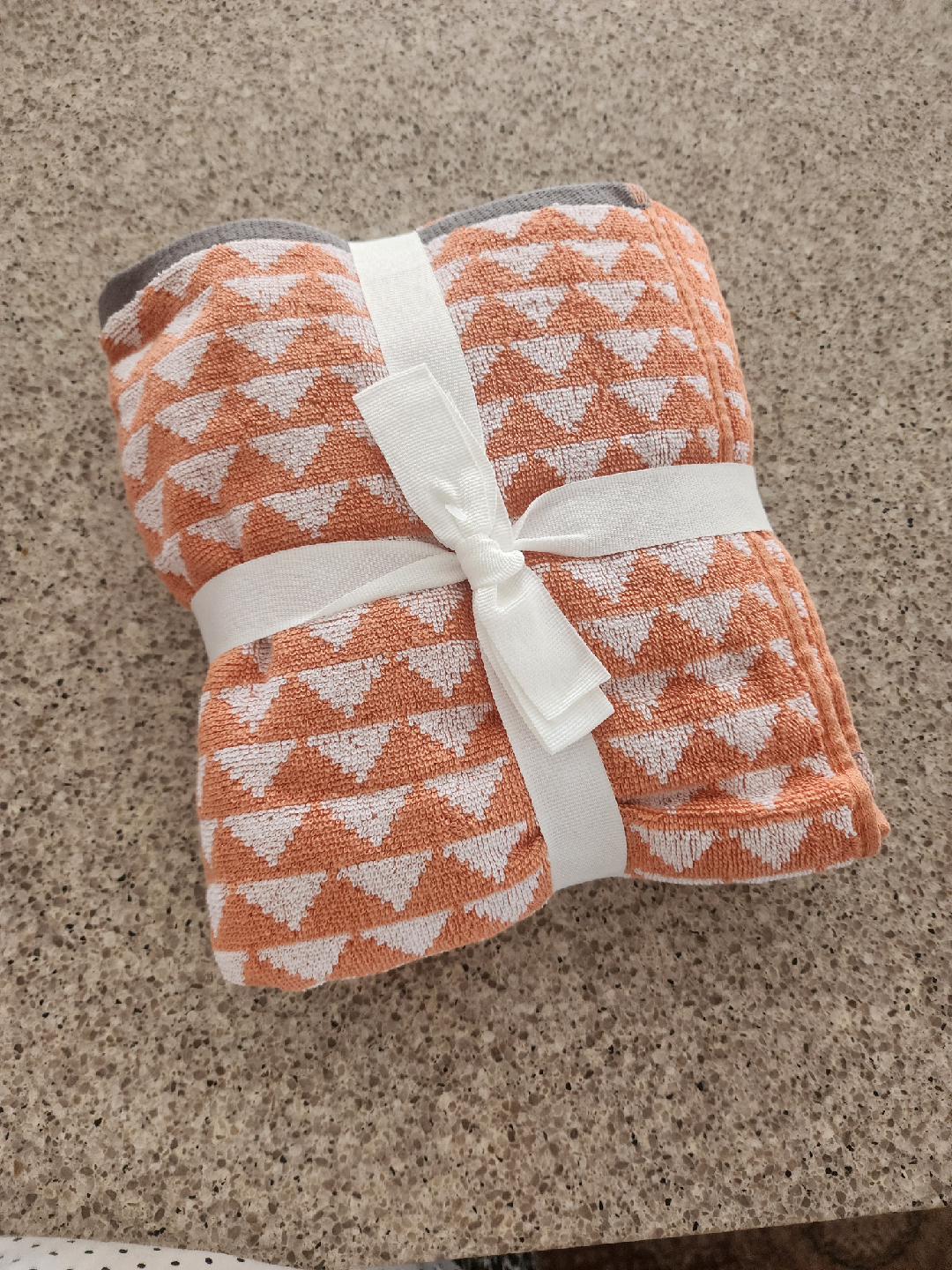 Mainstays 3-Piece Towel Set - New - photo 2