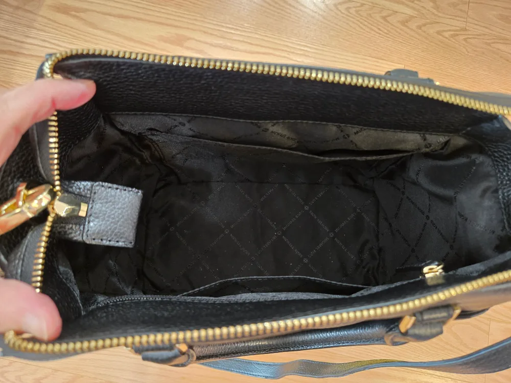 Michael Kors Satchel bag image indicator(5)