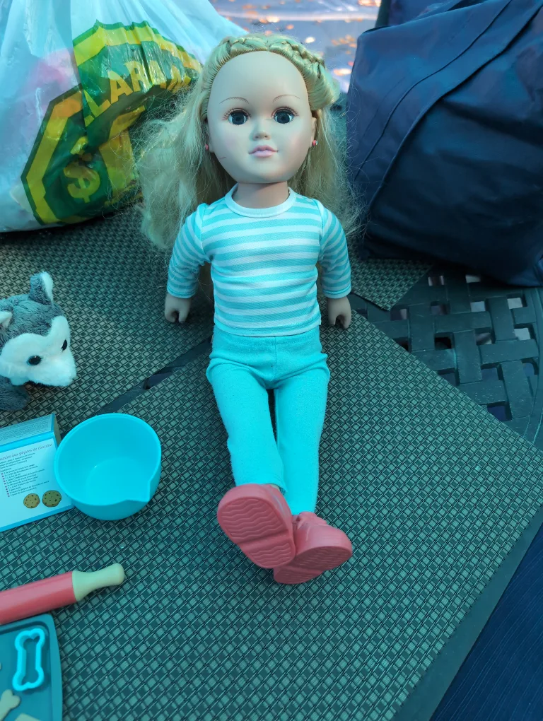 My life as cooking set with a blond doll!! need gone asap ! image indicator(3)