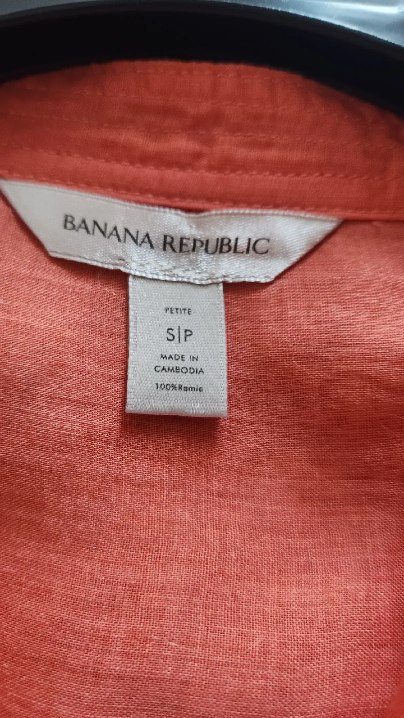 Banana Republic Petite S/P Coral Shirt image indicator(2)
