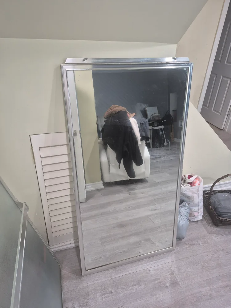 Shower sliding door image indicator(3)