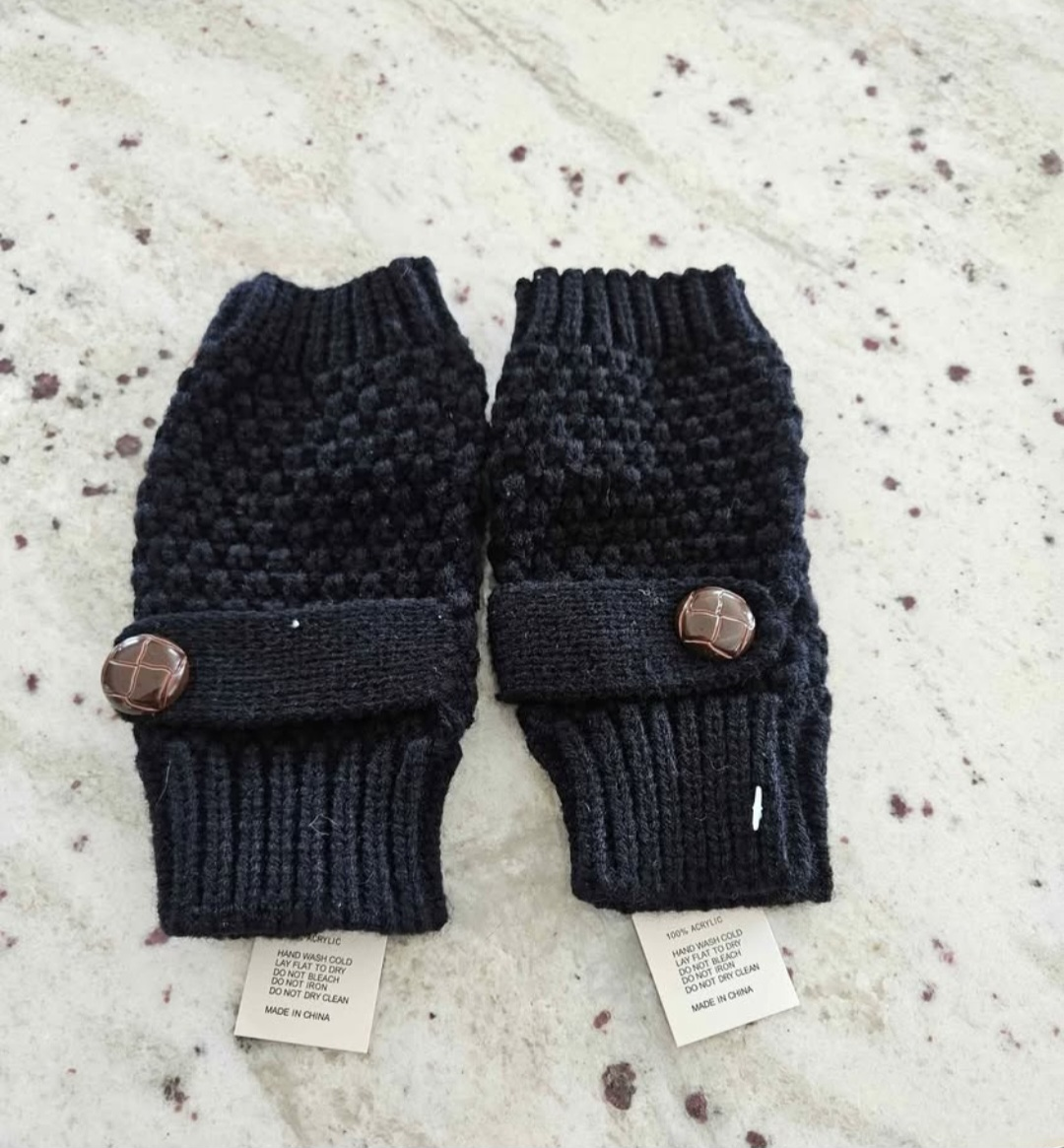 Black Fingerless Gloves - photo 2