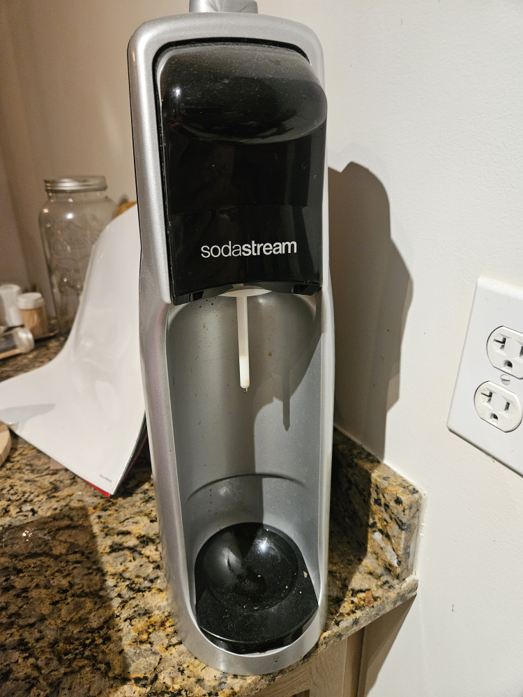 SodaStream Sparkling Water Maker - photo 2