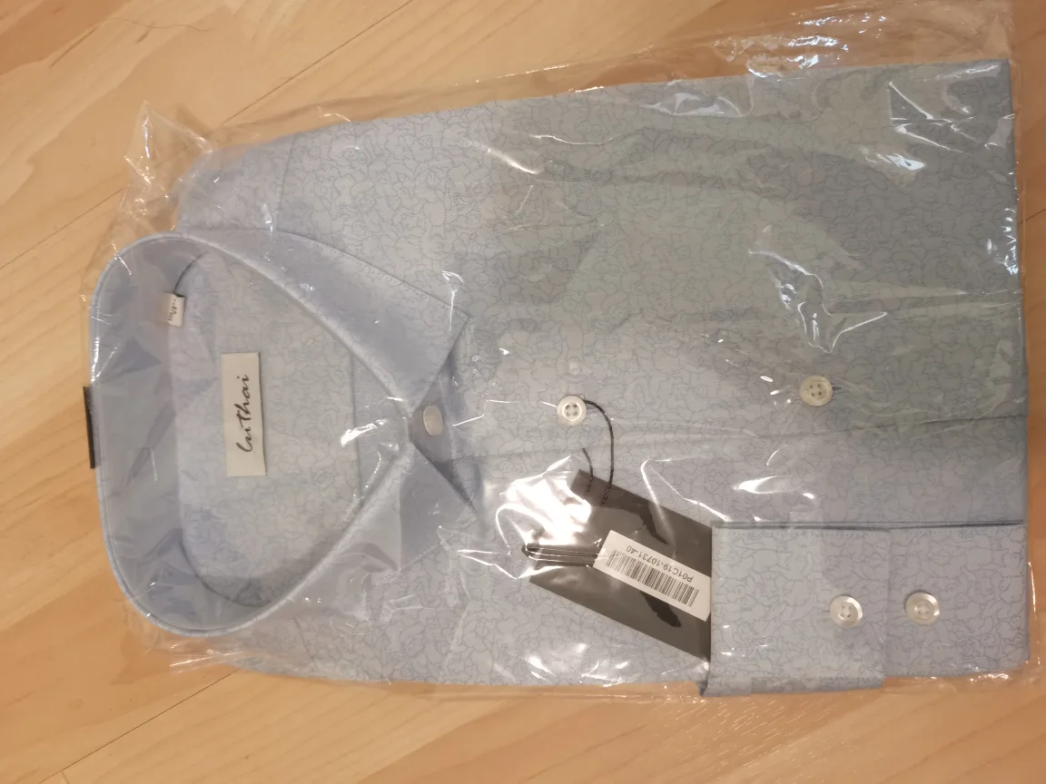 New Men's Shirt - Size 41. Fine yarn count. image indicator(2)