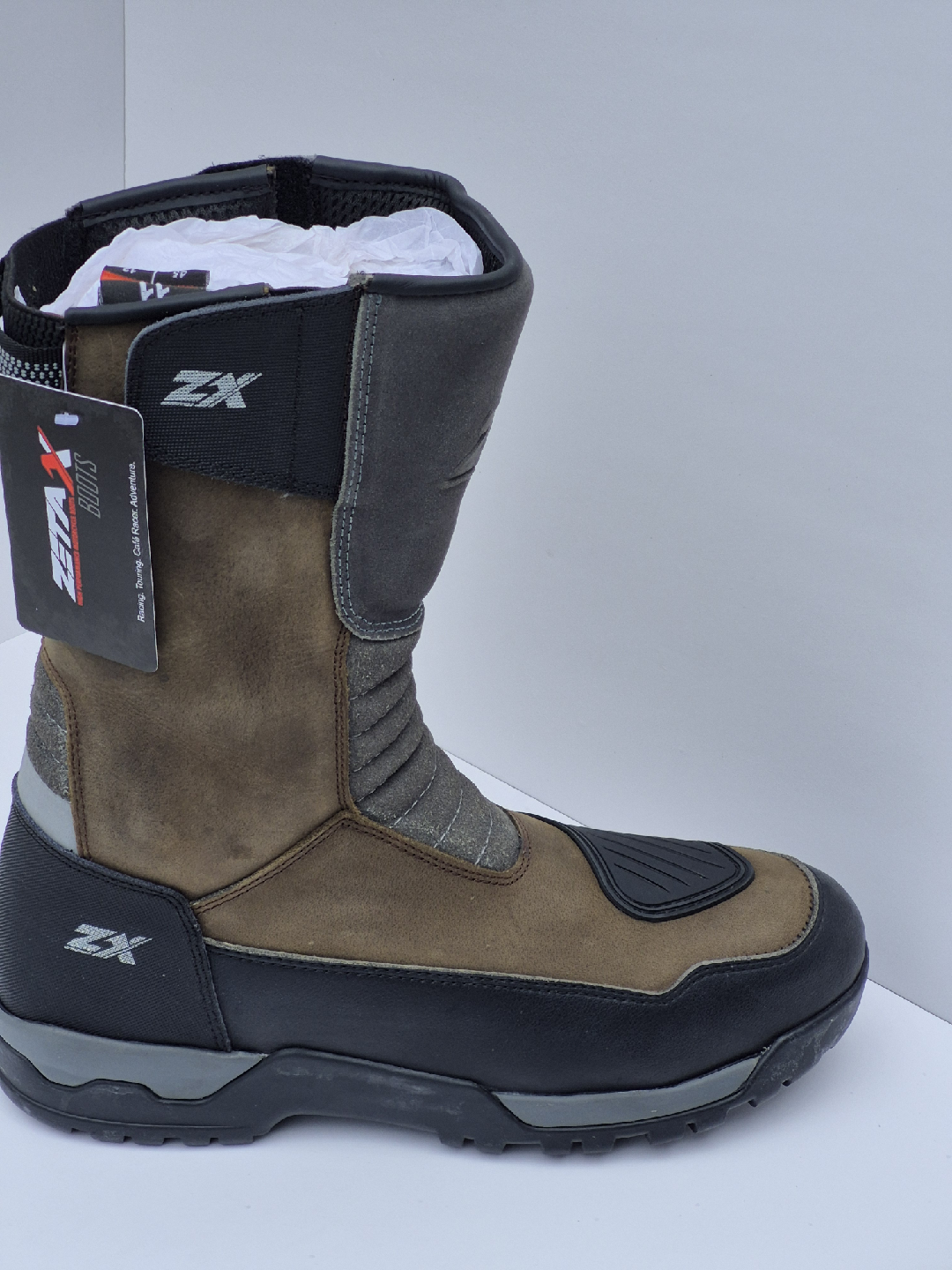 Zeta X Adventure Boots Size 11