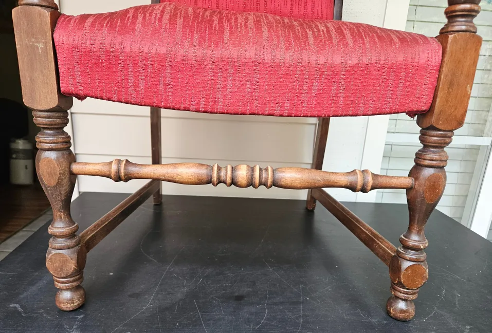 Antique Solid Oak Wooden Chair image indicator(6)