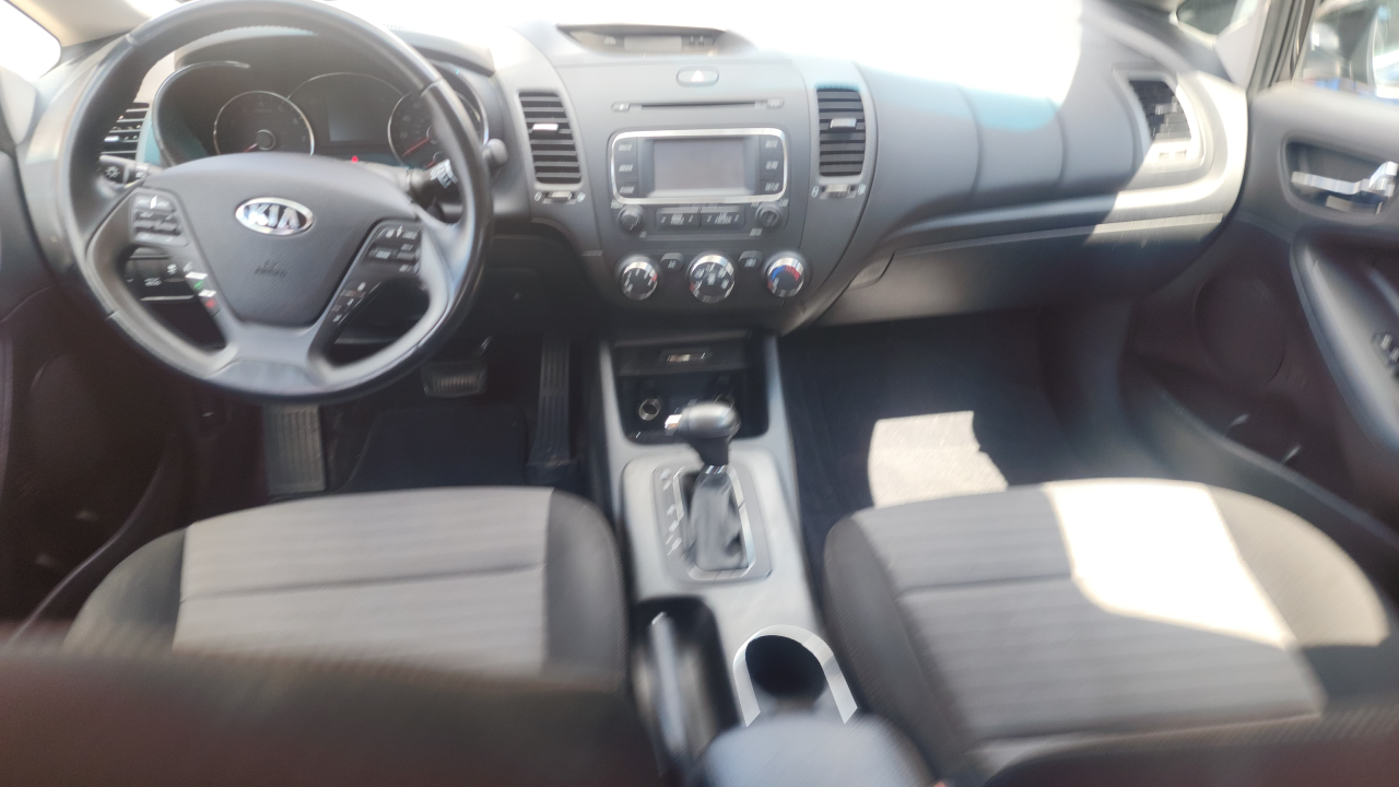 Kia Forte 5 2016 - photo 5