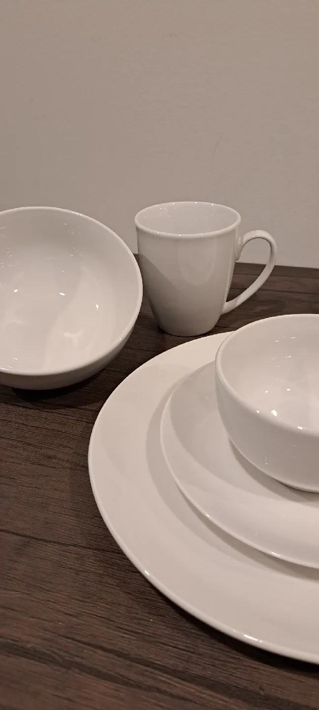 Gibson Home Ogalla Ceramic Dinnerware Set, 30-Piece image indicator(2)