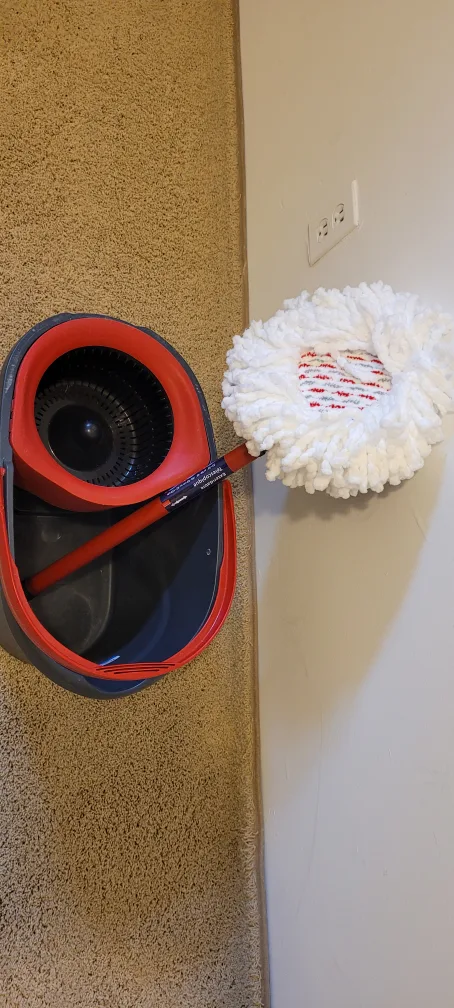 Vileda EasyWring Spin Mop and Bucket System image indicator(10)