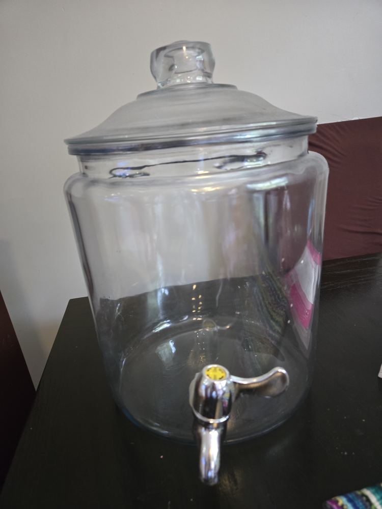 Glass Beverage Dispenser with Spigot