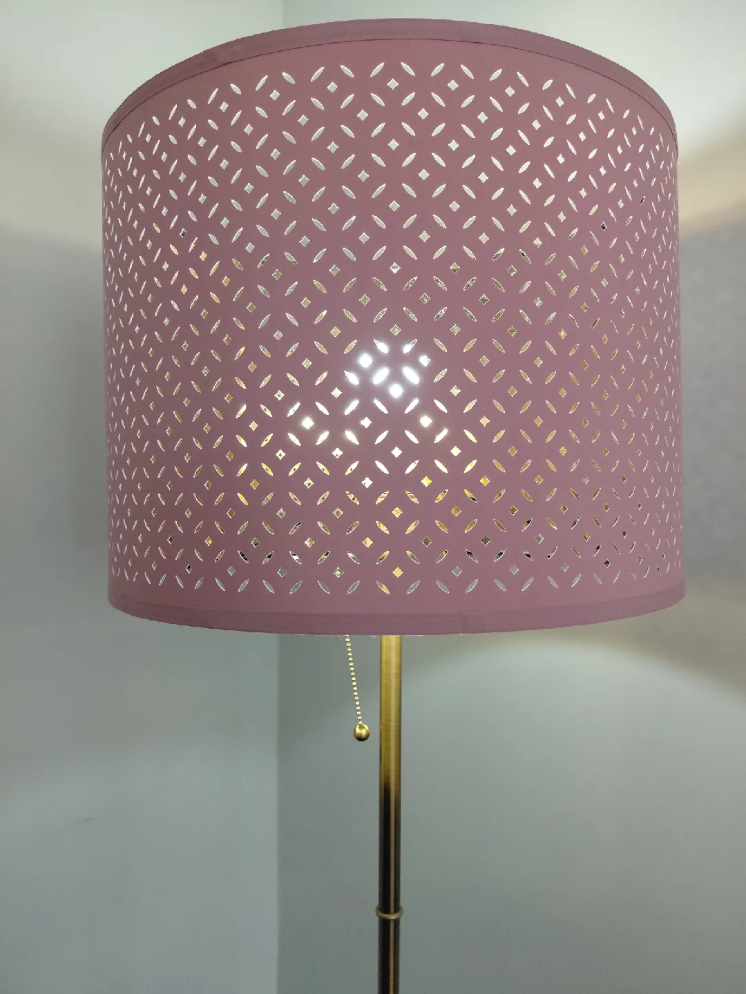 IKEA floor lamp with Pink lamp shade image indicator(3)
