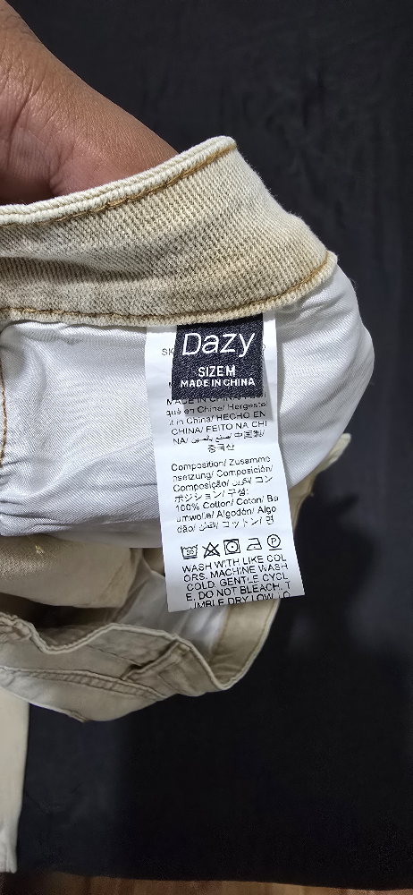 Dazy Brand New Men’s Beige Jeans – Size M (Never Worn) - photo 3