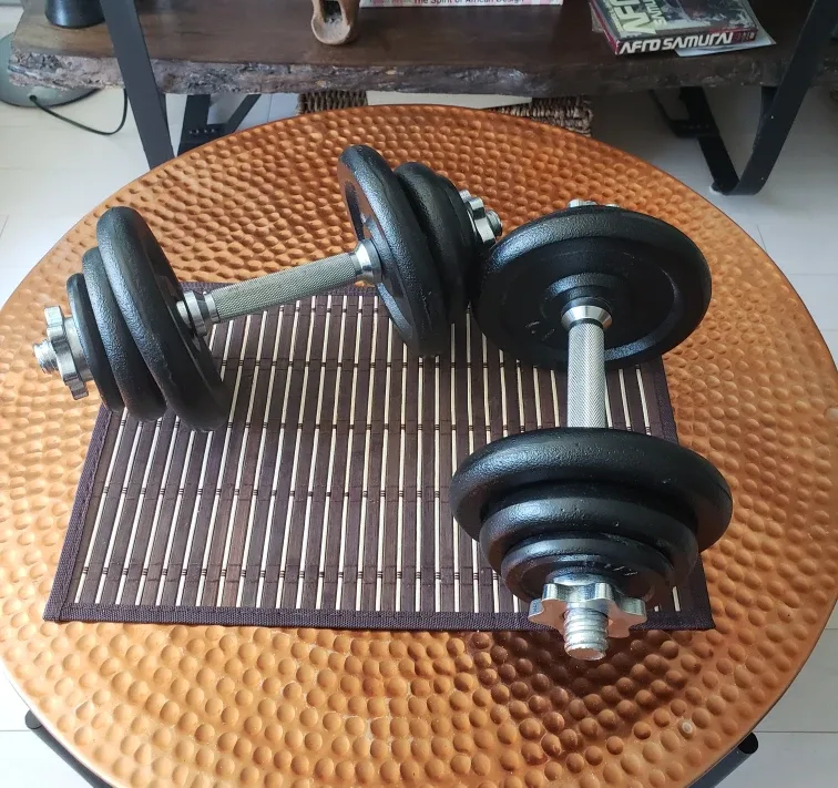Adjustable Dumbbells - 21lbs Each thumbnail