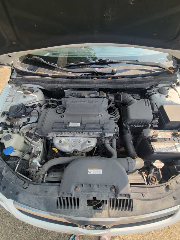 2011 Hyundai  Hatchback - photo 5