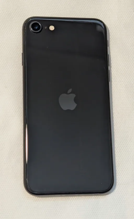 Great CONDITION UNLOCKED APPLE iPhone SE 2 2ND GEN 64gb image indicator(3)