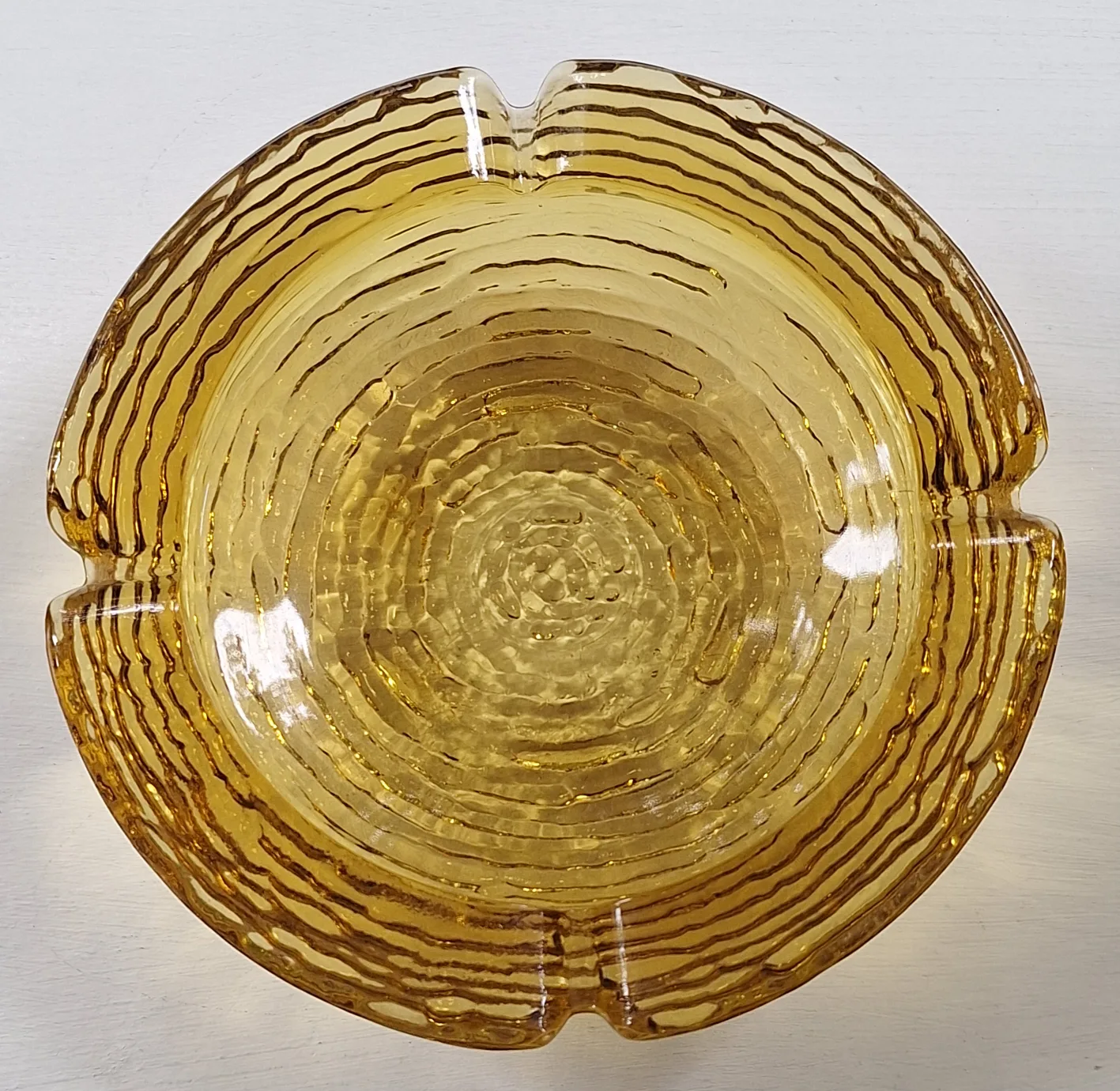 Vintage Amber Glass Ashtray Anchor Hocking thumbnail