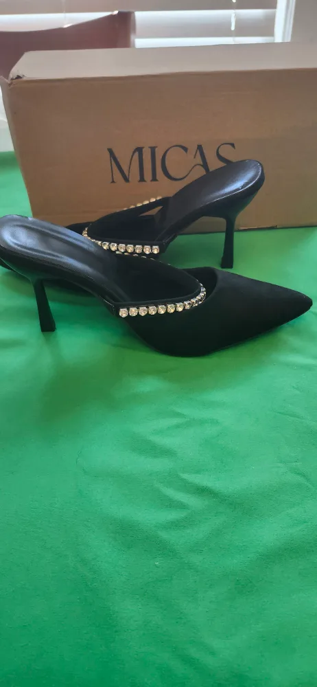 MICAS Black Heels - Size 8 image indicator(4)