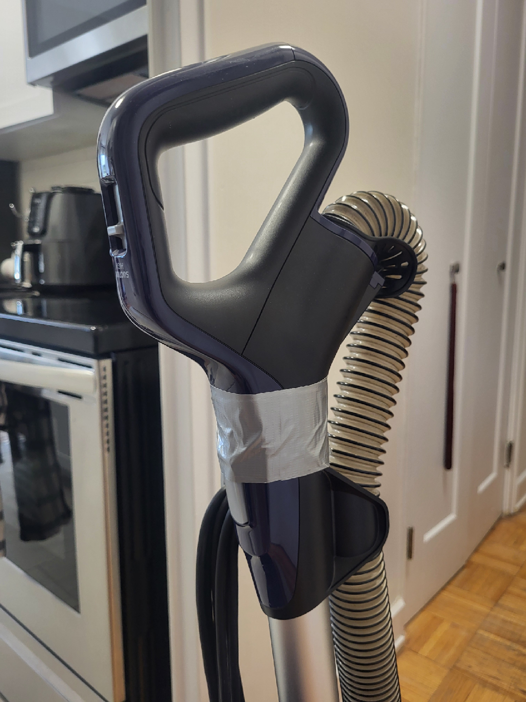 Hoover Vacuum - photo 3