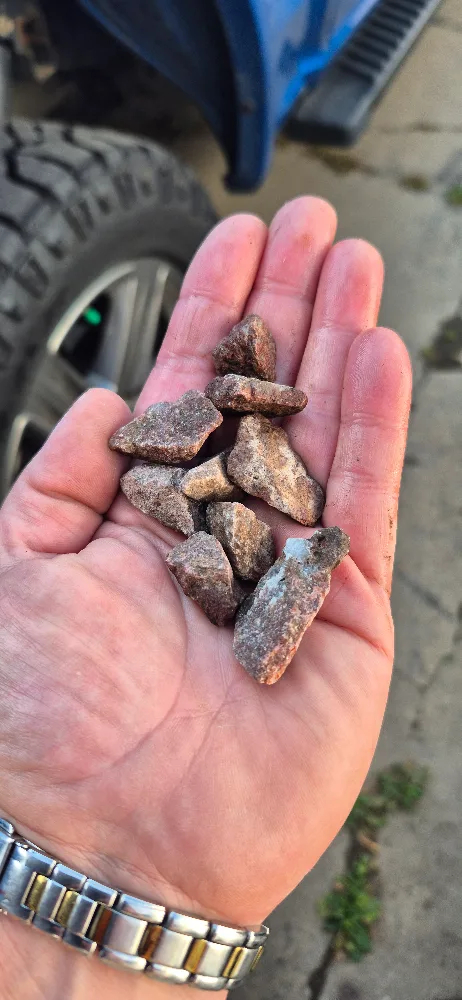 Athabasca Purple Creek Rocks – Hand Picked & Washed image indicator(2)