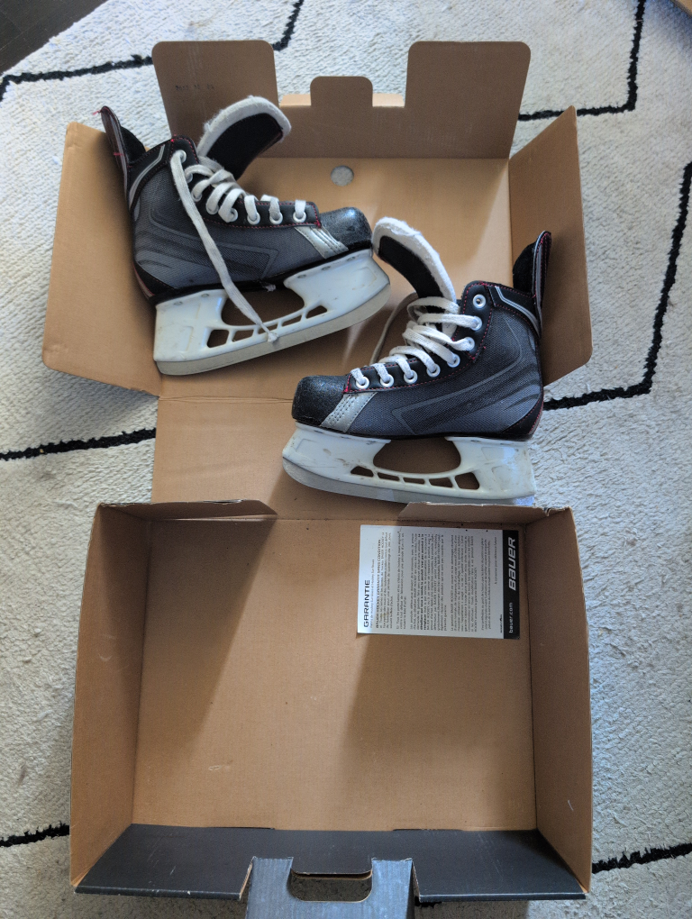 Bauer X-Score 2R Hockey Skates - Size 2 - photo 2