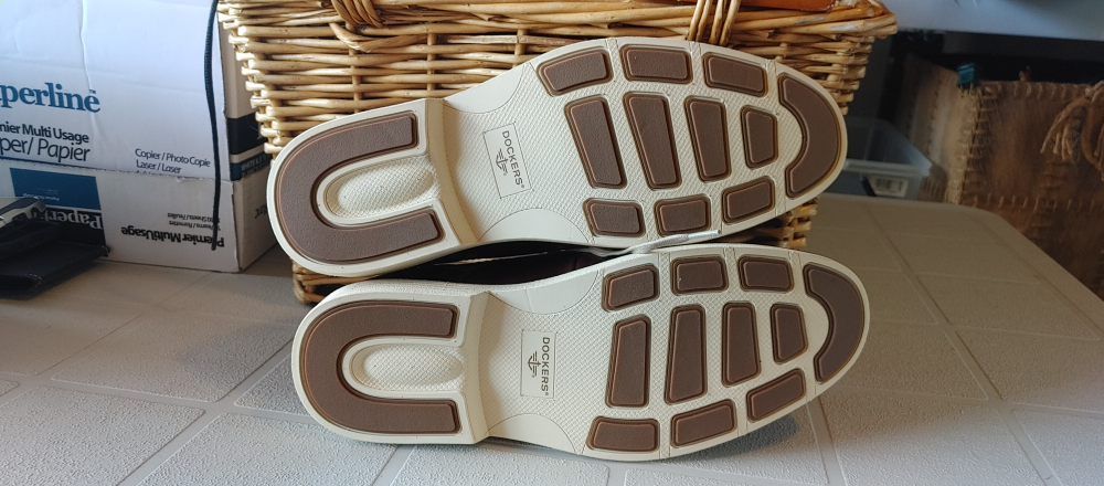 Dockers Leather Dress Shoes, Size 8M - photo 3