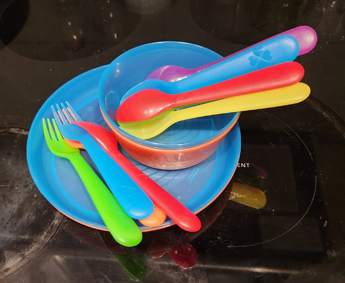 IKEA Kids Plastic Plate Set and Plastic Cups Set thumbnail