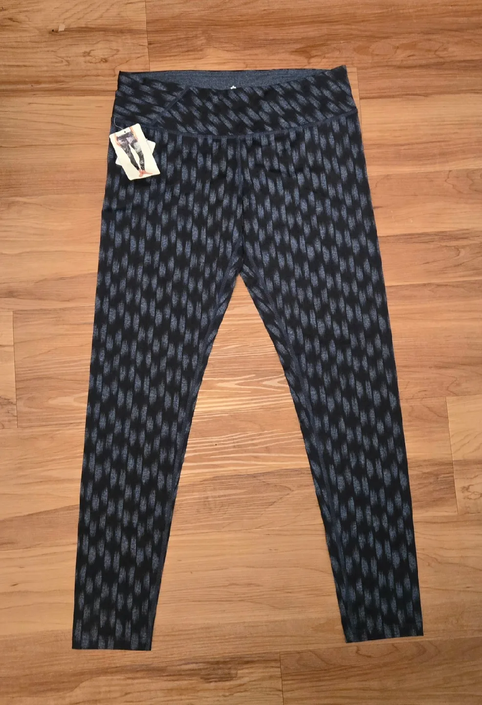 New Tuff Yoga Leggings - Medium thumbnail