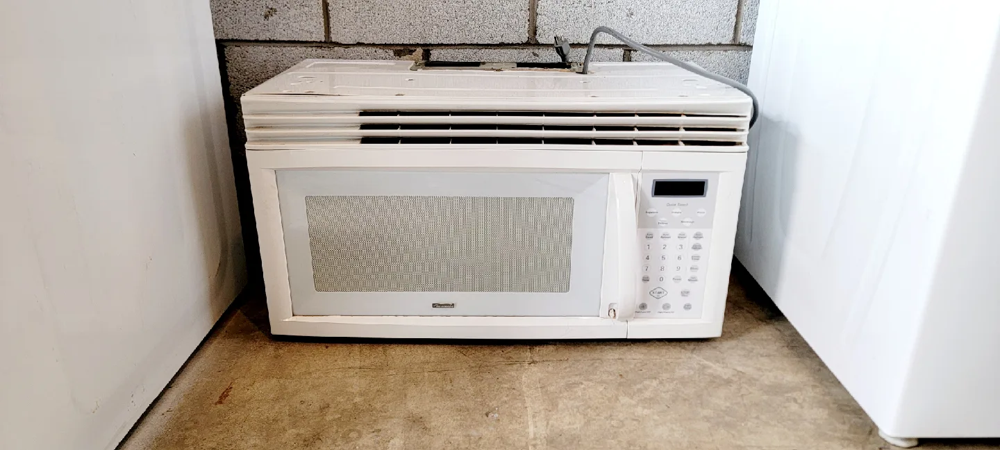 KENMORE MICROWAVE OVEN EXCELLENT CONDITION AND VERY CLEAN image indicator(10)