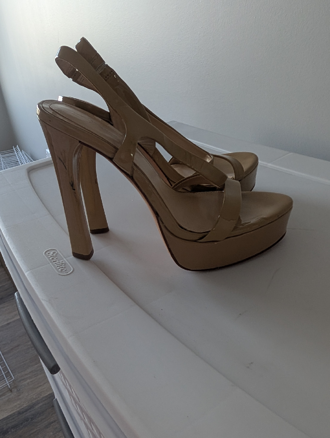 Imagine Vince Camuto IM-PIERA Heels - Size 8