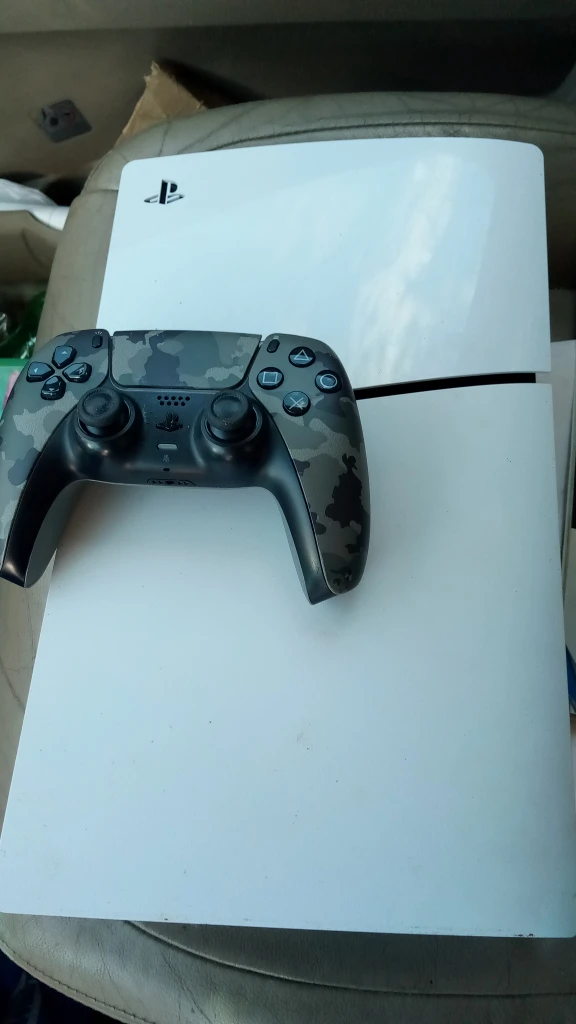 PlayStation 5 Console with Camo Controller - photo 2