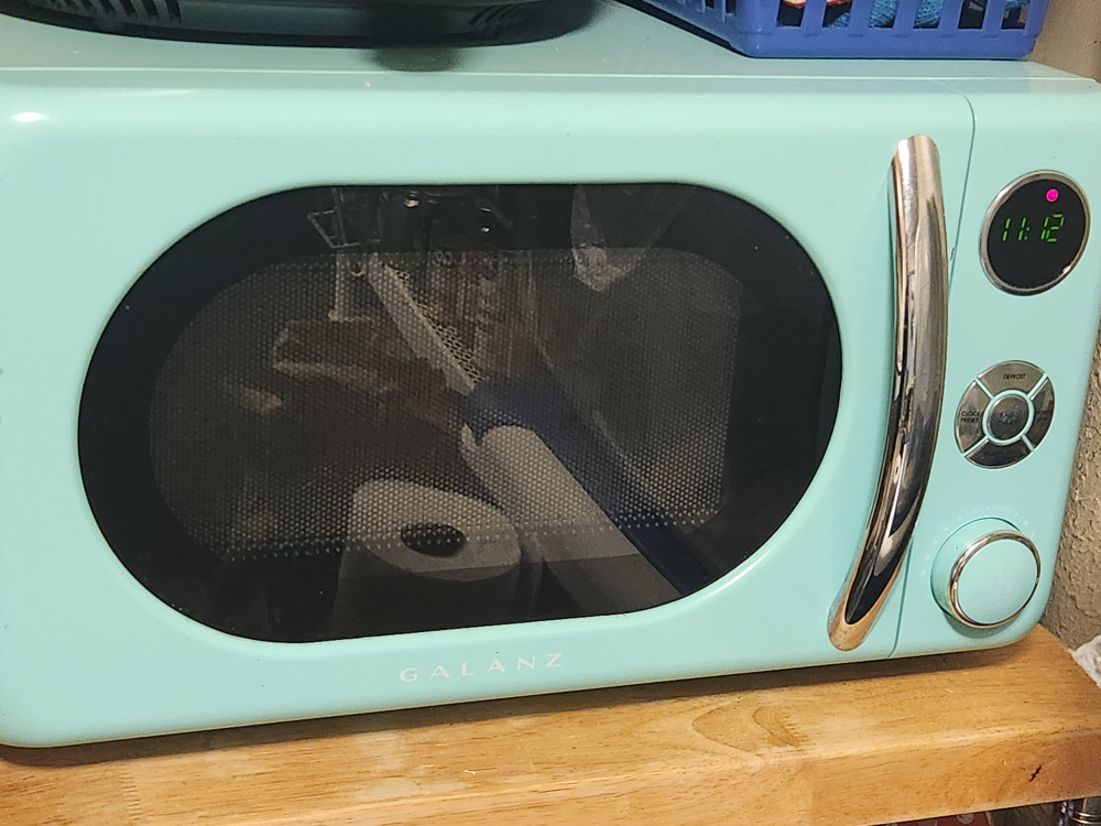 Galanz Retro Microwave Oven - Mint Green