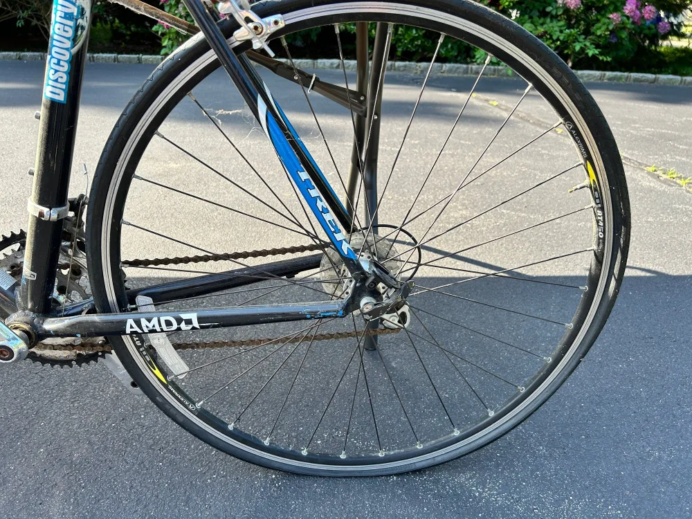 Trek Discovery Channel Road Bike - Ready to Ride image indicator(4)