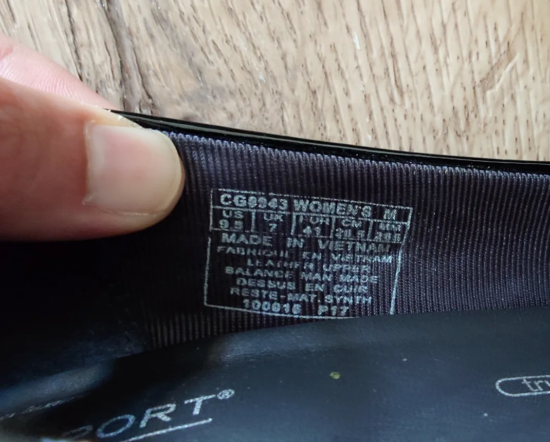 Rockport Total Motion Luxe Black Heels Size 9.5 US image indicator(6)