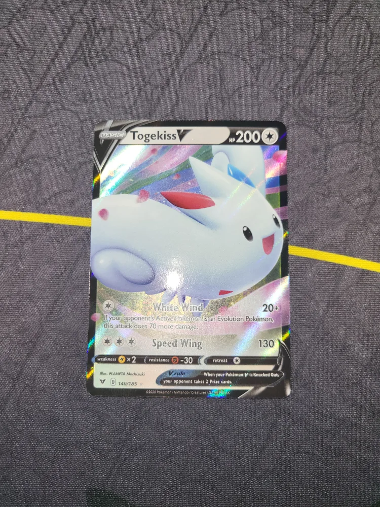 Vivid Voltage Set: x2 Togekiss V & Togekiss VMax image indicator(2)