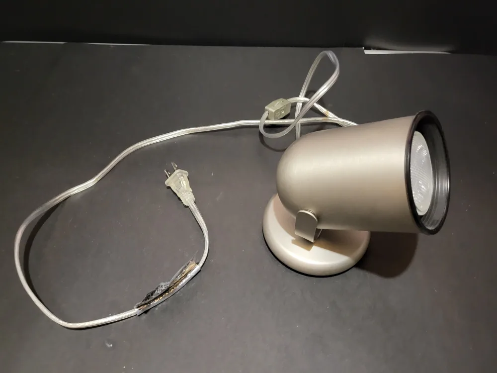 Track Lighting Pot Light Fixture (x11) image indicator(2)