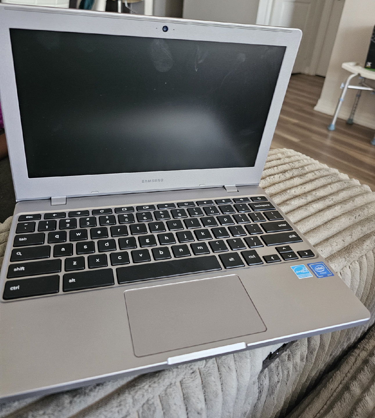 Samsung Chromebook 4 11.6" . (small) - photo 2