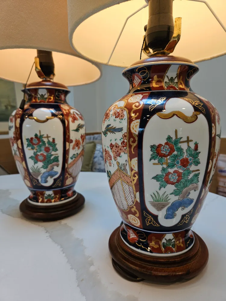 Pair of Decorative Vintage Chinoiserie Ginger Jar Lamps thumbnail