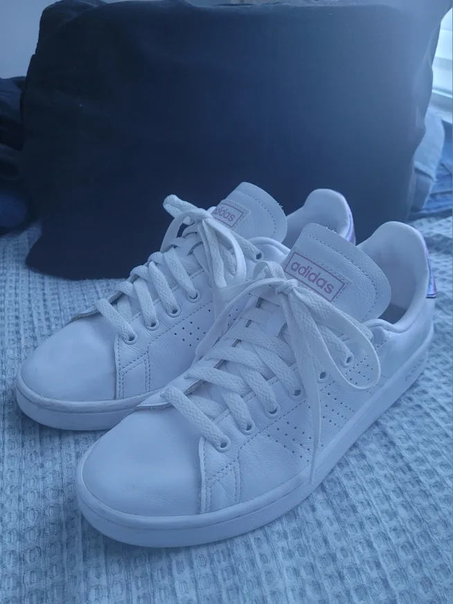 Adidas Grand Court White Shoes - Woman's Size 8.5 image indicator(8)