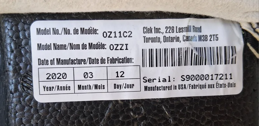 Clek Ozzi Booster Seat - Black with locking mechanism image indicator(5)