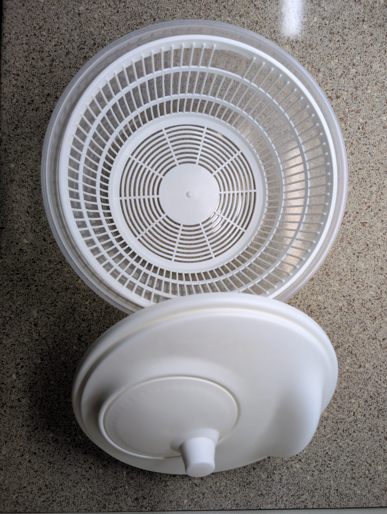 IKEA UPPFYLLD Salad Spinner
