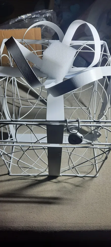 Used once Simplicity White Metal Wedding Card Box image indicator(4)