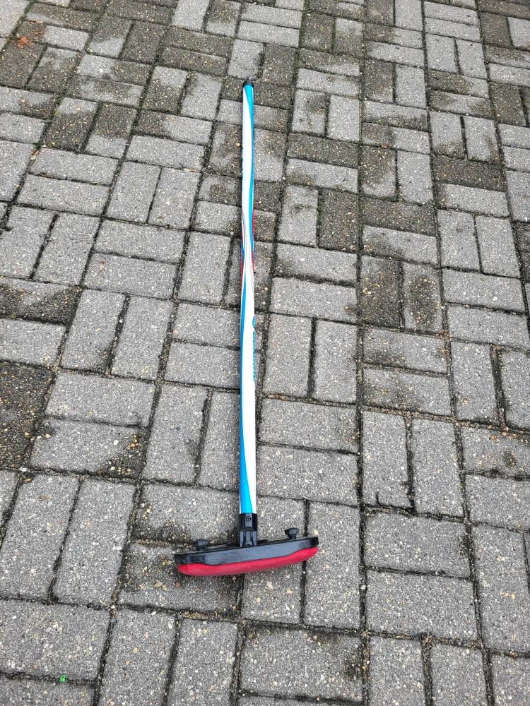 Goldline FG360 Curling Broom thumbnail