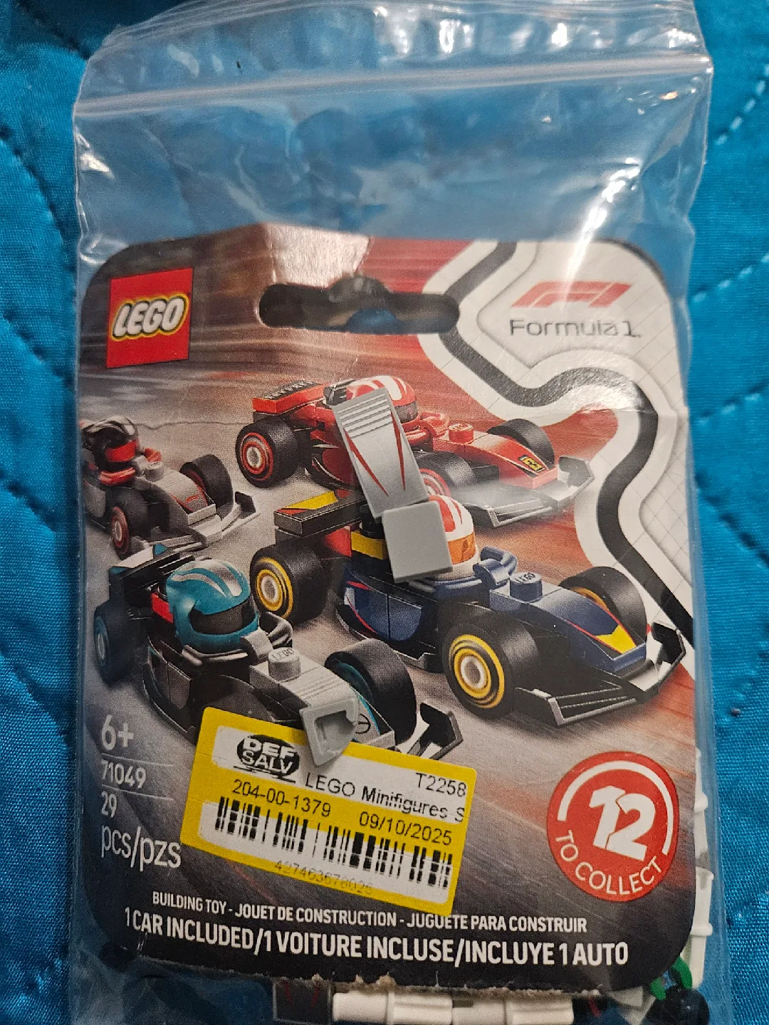 New LEGO Formula 1 Minifigure - Collect All 12! image indicator(5)