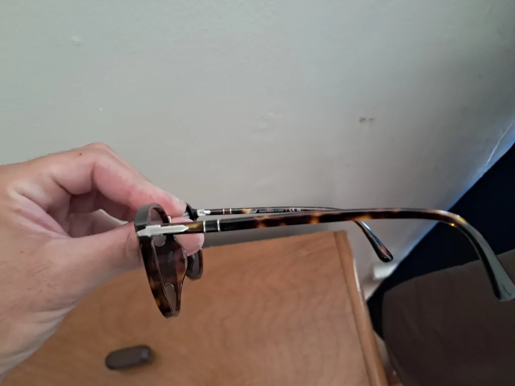 Persol Typewriter Evolution Sunglasses image indicator(2)