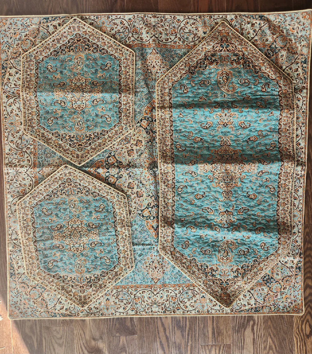 Vintage Persian Style Tablecloth Set ( 4 piece) thumbnail