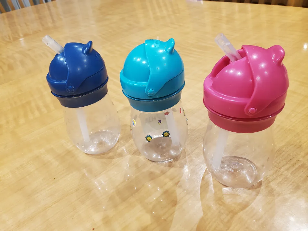 3 Oxo Tot Sippy Cups - Blue, Teal, Pink image indicator(2)